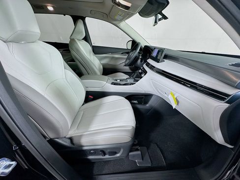 Certified 2026 INFINITI QX60 Luxe w/ Cargo Package image 38