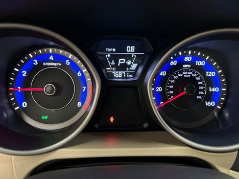 Used 2015 Hyundai Elantra Limited FWD image 19