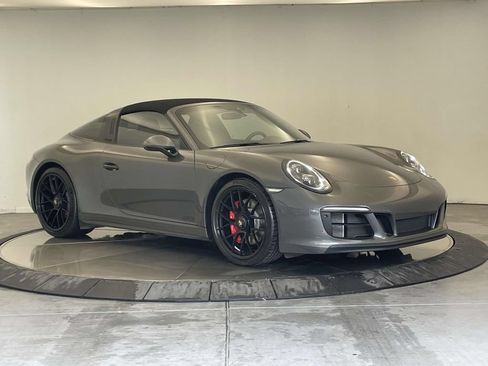 Certified 2019 Porsche 911 Targa 4 GTS AWD/4WD image 9