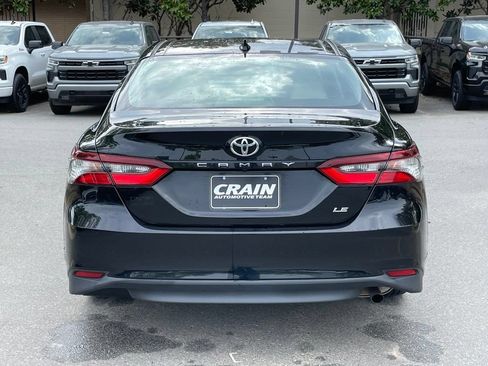 Used 2022 Toyota Camry LE FWD image 6