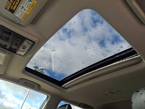 Used 2021 Toyota 4Runner SR5 Premium w/ Moonroof Package AWD/4WD image 15