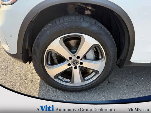 Used 2022 Mercedes-Benz GLC 300 4MATIC image 12