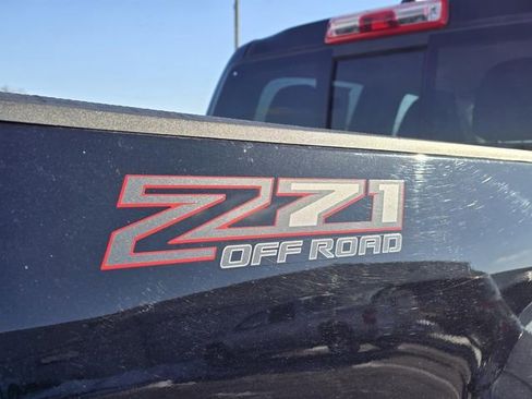 Used 2021 Chevrolet Colorado Z71 image 34