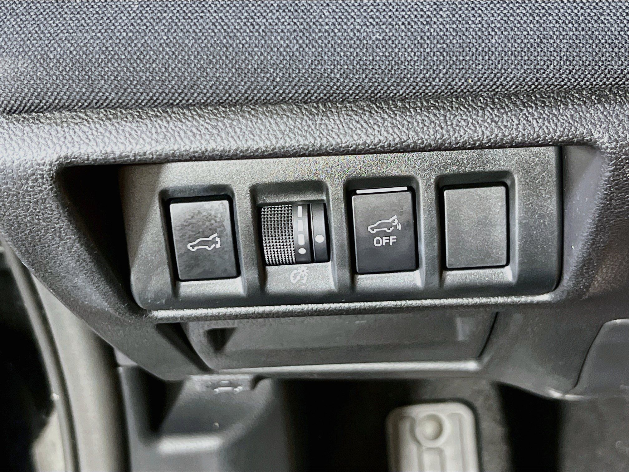 Used 2023 Subaru Outback Premium AWD/4WD image 10