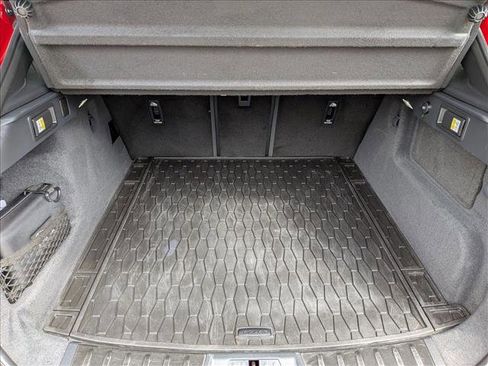 Used 2025 Jaguar F-PACE SVR 575 Edition image 19