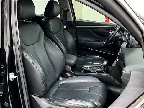 Used 2019 Hyundai Santa Fe Limited image 10