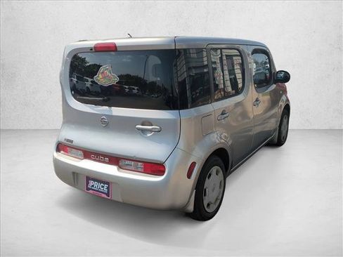 Used 2009 Nissan Cube 1.8 S w/ Interior Designer Pkg FWD image 5