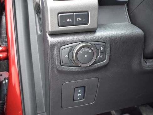 Used 2018 Ford F150 Raptor w/ Equipment Group 802A Luxury AWD/4WD image 65
