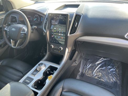 Used 2022 Ford Edge SEL image 22