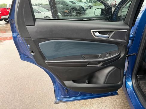 Used 2022 Ford Edge SEL w/ Sport Appearance Package AWD/4WD image 9
