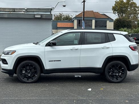 New 2026 Jeep Compass Latitude image 6
