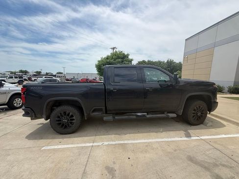 Used 2025 Chevrolet Silverado 2500 LTZ w/ Trail Boss Package AWD/4WD image 4