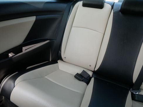 Used 2016 Honda Civic EX-L image 13
