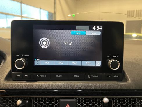 Used 2023 Honda Civic EX image 17