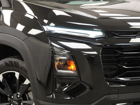 Certified 2025 Chevrolet Equinox RS w/ Safety and Technology Package FWD image 35