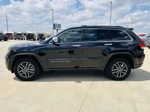 Used 2021 Jeep Grand Cherokee Limited w/ Luxury Group II image 37