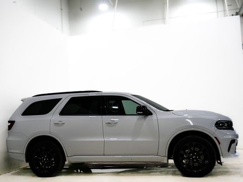Used 2022 Dodge Durango GT image 5