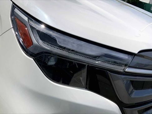 Certified 2025 Subaru Forester Limited AWD/4WD image 27
