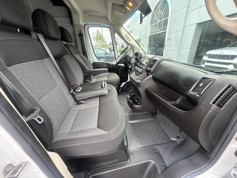 Used 2018 RAM ProMaster 2500 FWD image 34