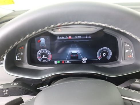 Certified 2025 Audi Q7 3.0T Premium Plus AWD/4WD image 16