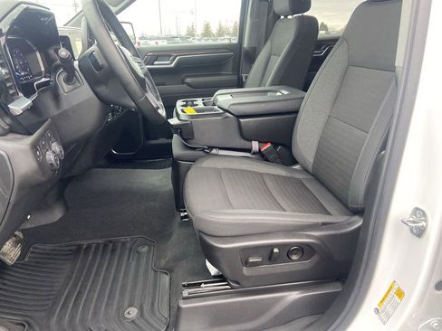 Used 2026 Chevrolet Silverado 1500 RST AWD/4WD image 19