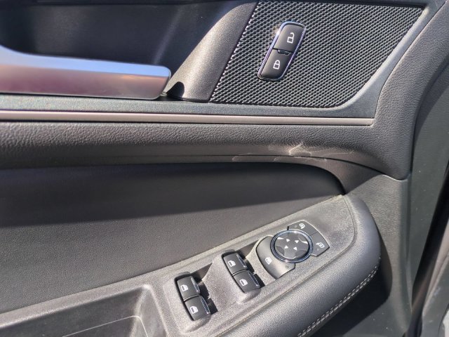 Used 2024 Ford Edge SEL w/ Convenience Package AWD/4WD image 14