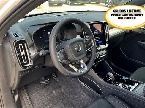 New 2026 Volvo XC40 B4 Plus w/ Protection Package Premier image 20