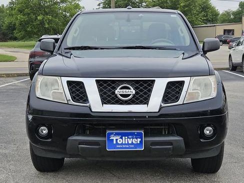 Used 2015 Nissan Frontier SV w/ SV Value Truck Package RWD image 4