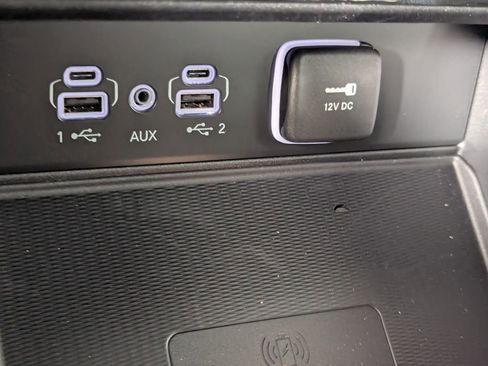 New 2025 Jeep Grand Cherokee Altitude image 27