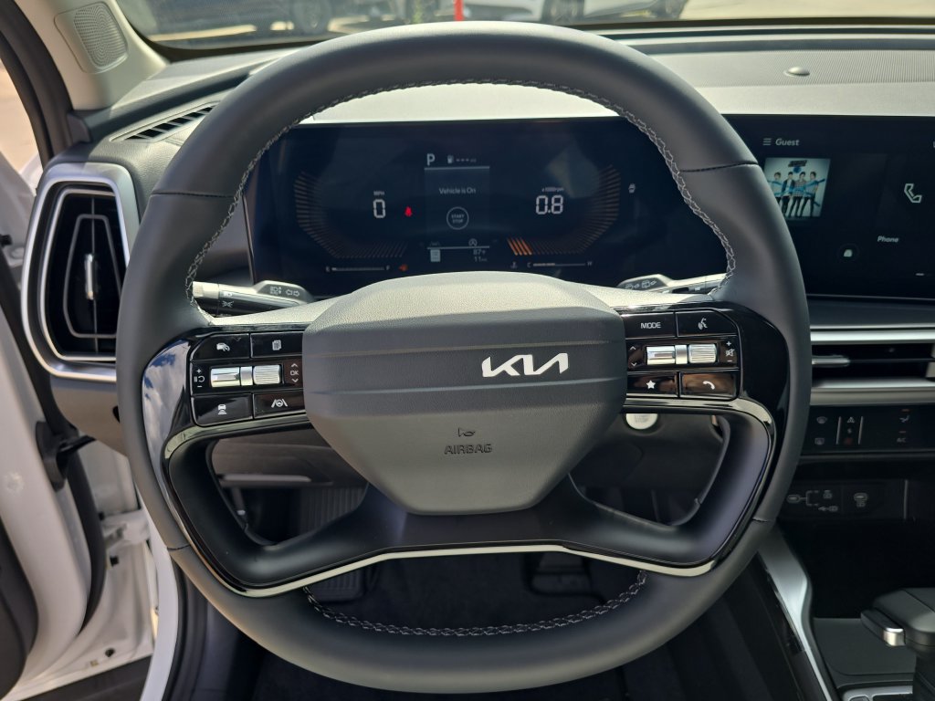 New 2026 Kia Sorento LX FWD image 29