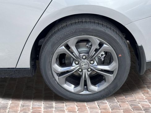 New 2026 Honda Accord EX-L image 40
