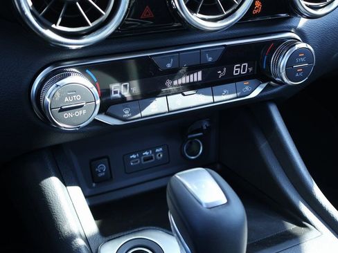 New 2025 Nissan Sentra SR image 12