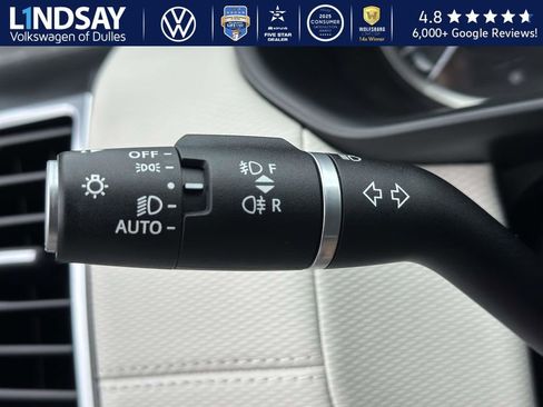 Used 2023 Land Rover Discovery S R-Dynamic image 23