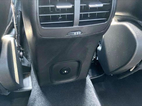 Used 2024 Ford Escape ST-Line w/ Tech Pack #1 AWD/4WD image 38