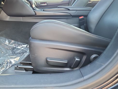 Used 2023 Lexus IS 300 AWD w/ Premium Package image 29