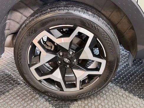 Used 2024 Hyundai Santa Cruz Limited image 15