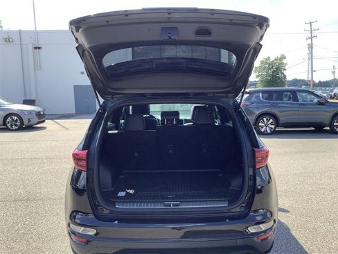 Used 2022 Kia Sportage Nightfall Edition w/ Nighfall AWD Premium Package image 16