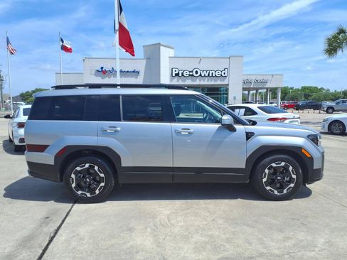 Used 2025 Hyundai Santa Fe SEL AWD/4WD image 4