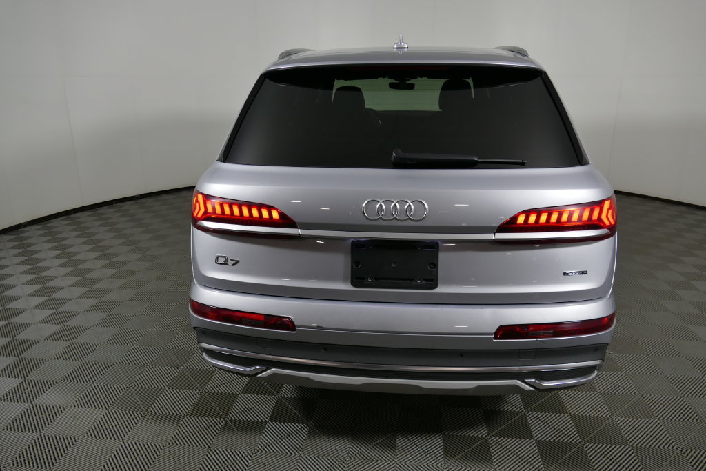Used 2021 Audi Q7 2.0T Premium Plus AWD/4WD image 4