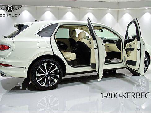 Certified 2023 Bentley Bentayga Extended Wheelbase image 13