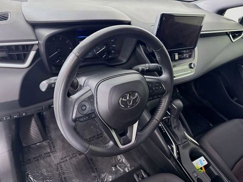 Certified 2025 Toyota Corolla SE w/ Convenience Package FWD image 10