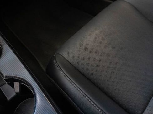 Used 2023 Honda Civic Touring image 31