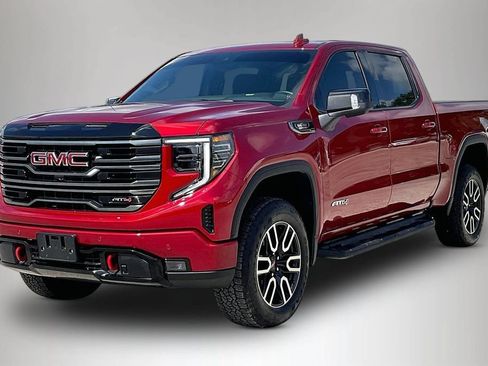 Used 2025 GMC Sierra 1500 AT4 w/ AT4 Premium Package AWD/4WD image 2
