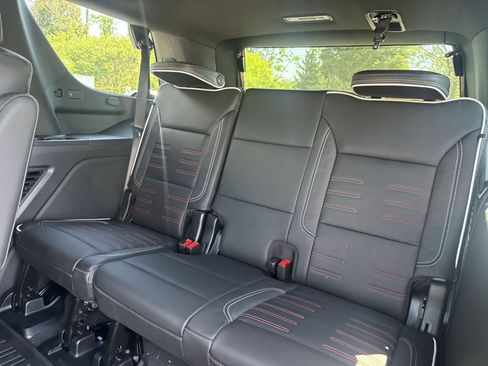 New 2026 GMC Yukon AT4 Ultimate w/ LPO, Floor Liner Package AWD/4WD image 22