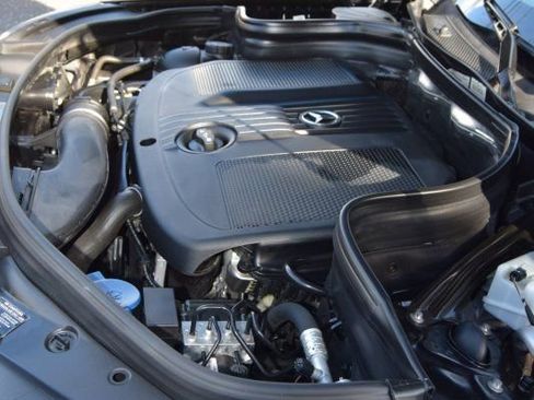 Used 2015 Mercedes-Benz GLK 250 BlueTEC 4MATIC image 32