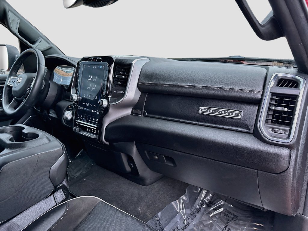 Used 2024 RAM 1500 Laramie AWD/4WD image 29