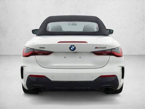 Certified 2023 BMW 440i xDrive Convertible w/ Premium Package image 6