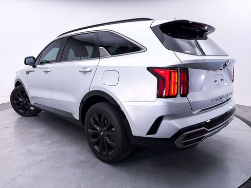 Used 2021 Kia Sorento SX FWD image 3