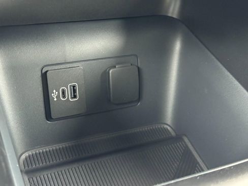 New 2026 Ford Explorer Active image 15