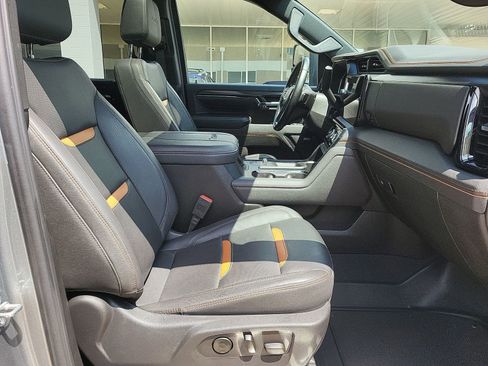 Certified 2024 GMC Sierra 2500 AT4 w/ AT4 Premium Plus Package AWD/4WD image 28